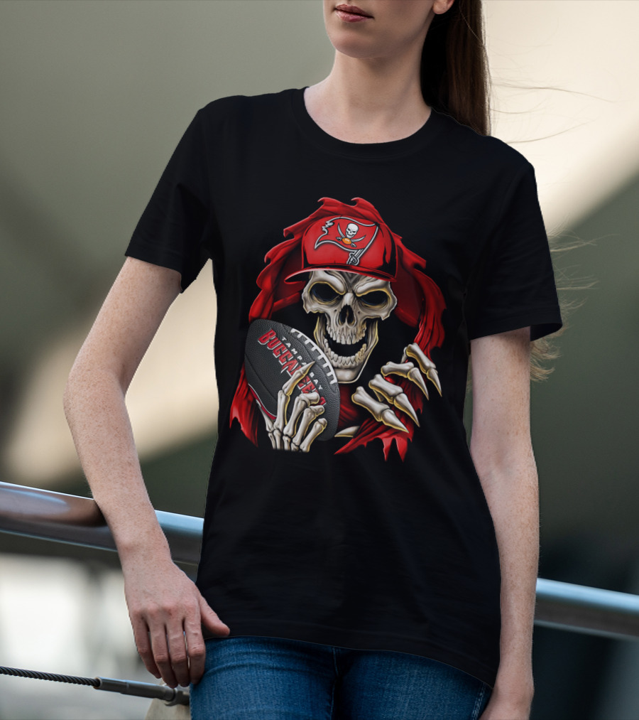 Skullbong Buccaneers Skeleton With Football And Red Cap T-Shirt