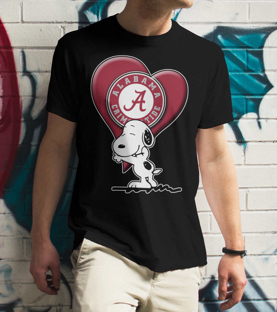 Snoopy Hugging Alabama Crimson Tide Heart T-Shirt