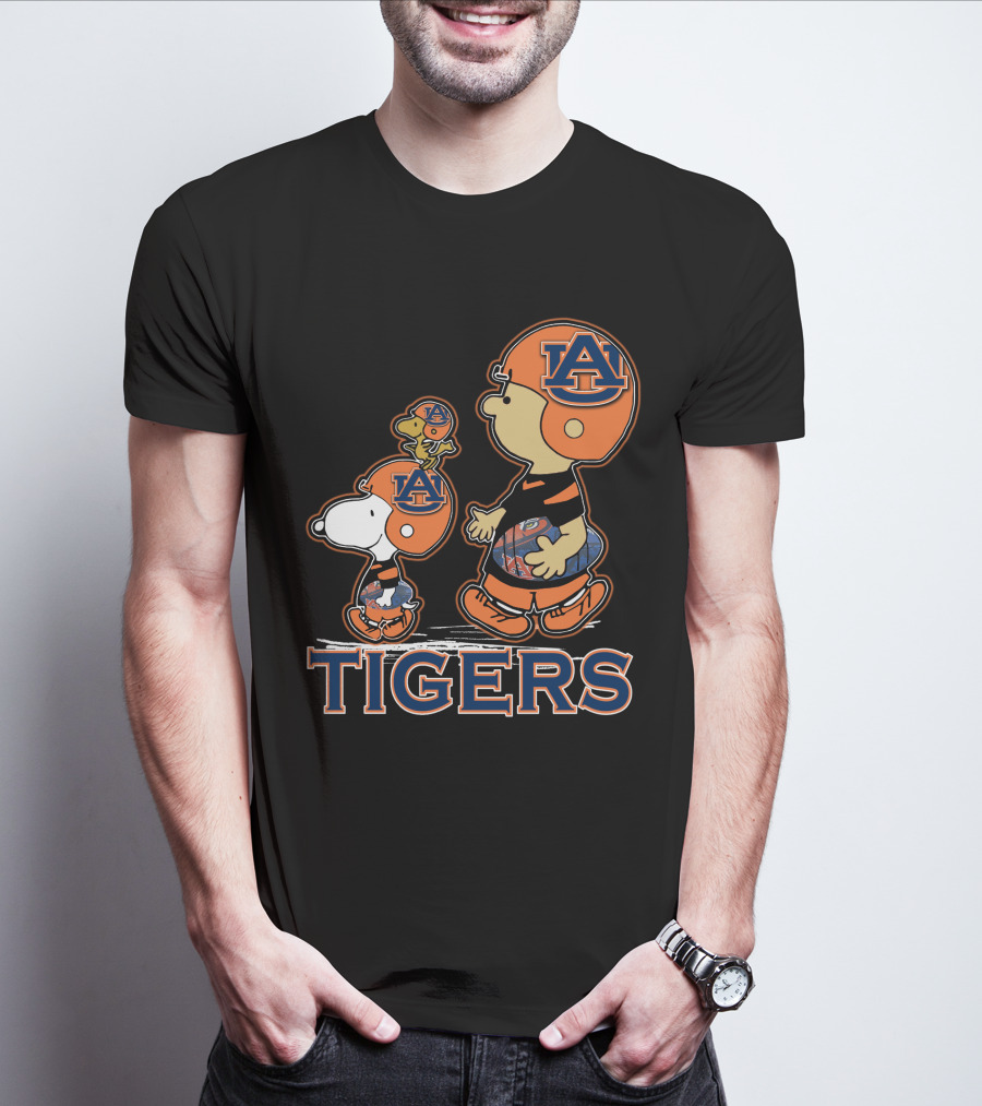 Snpfootball Auburn Tigers Peanuts Characters T-Shirt