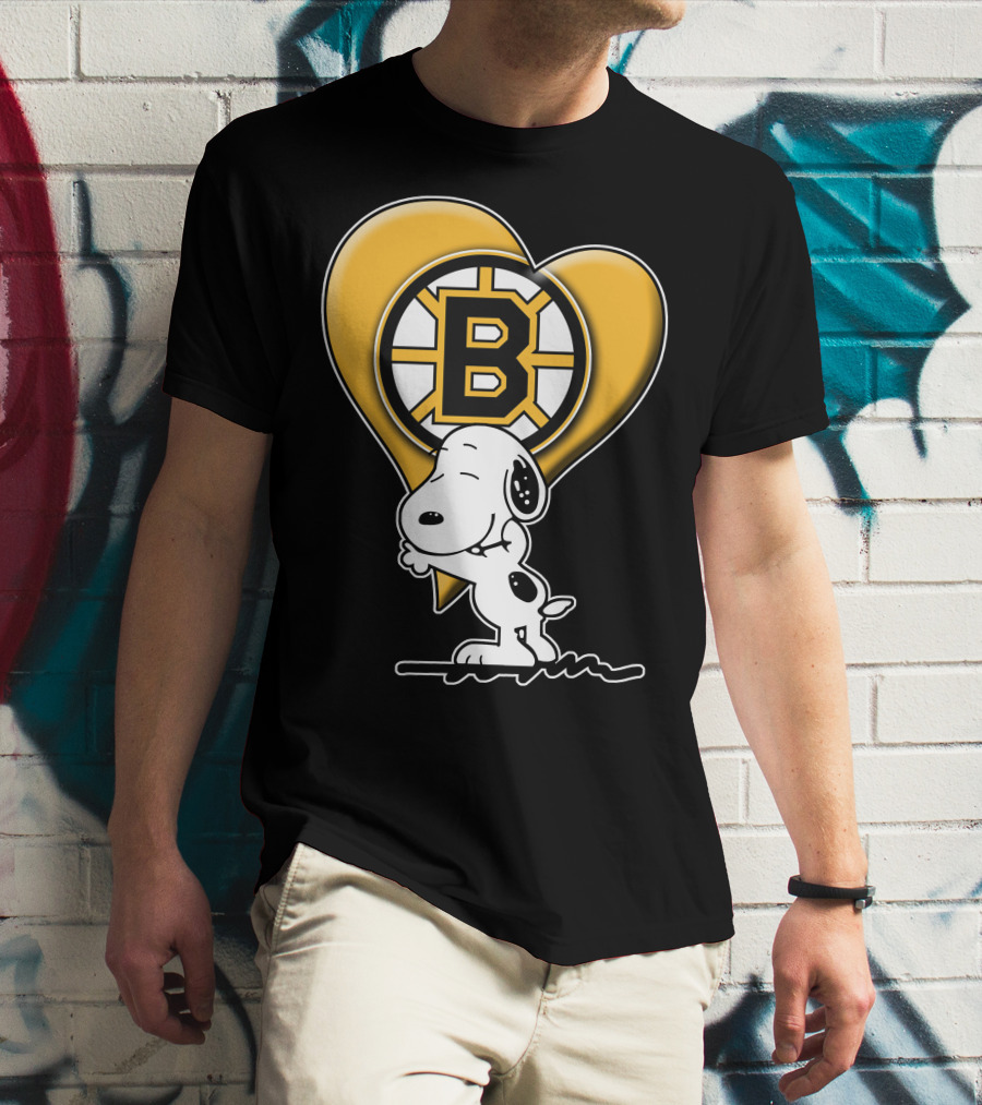 Snoopy Heart Boston Bruins Logo Hug T-Shirt