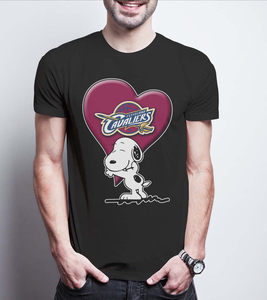 Snp V1 Cleveland Cavaliers Heart Basketball Snoopy Hugging T-Shirt