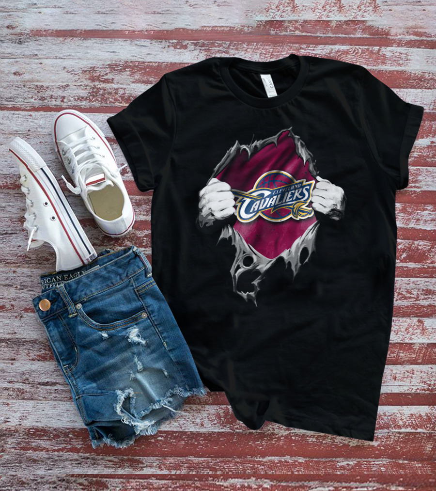 Torn Effect Cleveland Cavaliers Logo With Ripped Hands T-Shirt