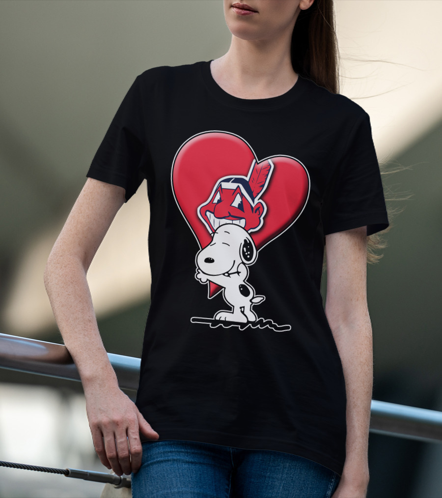 Snoopy Hugging Cleveland Indians Logo Heart T-Shirt