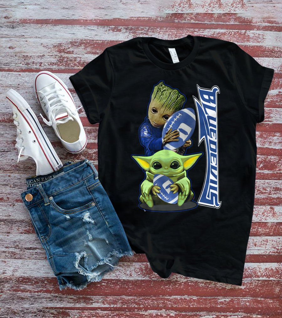 Grzd Duke Blue Devils Groot And Baby Yoda Holding Football T-Shirt