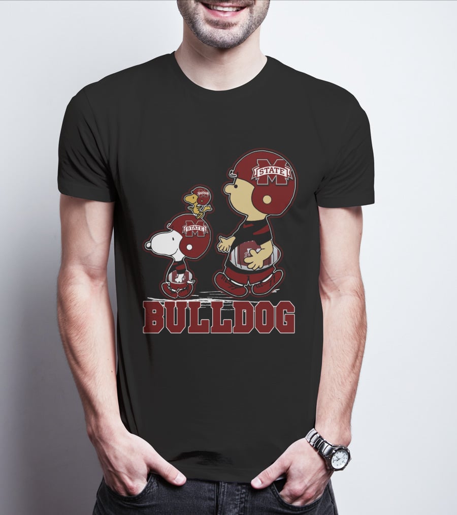 Mississippi State Bulldogs Snoopy And Woodstock Football Team Spirit T-Shirt