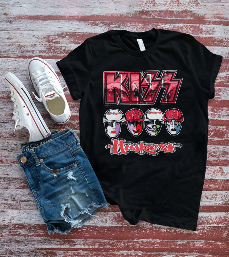 Kiss Nebraska Huskers N Cornhuskers Faces T-Shirt