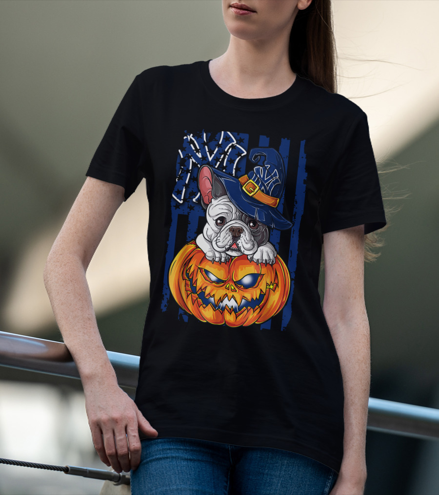 Hlw Bulldog New York Yankees Pumpkin Halloween Magic Hat T-Shirt