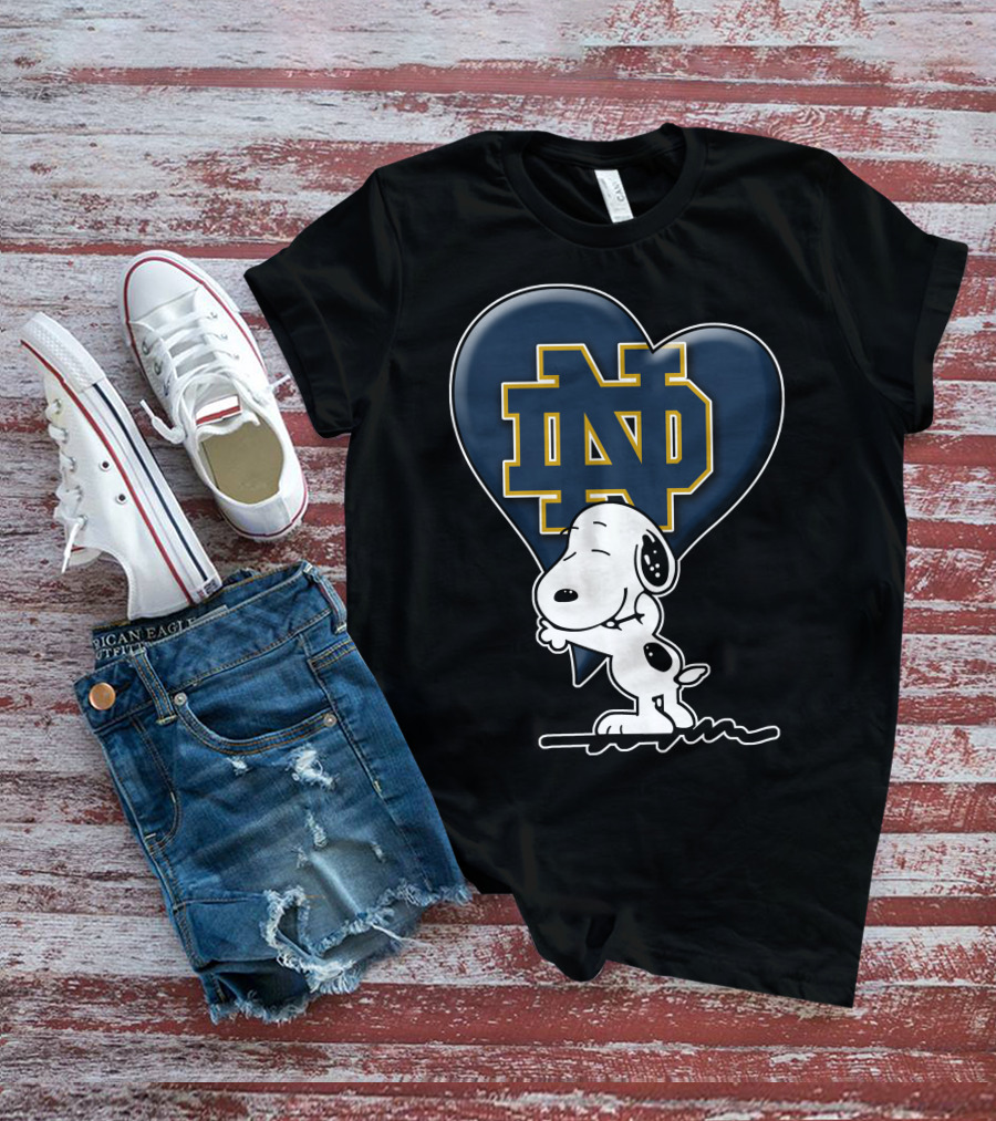 Snoopy Heart Hug Notre Dame Fighting Irish Nd T-Shirt