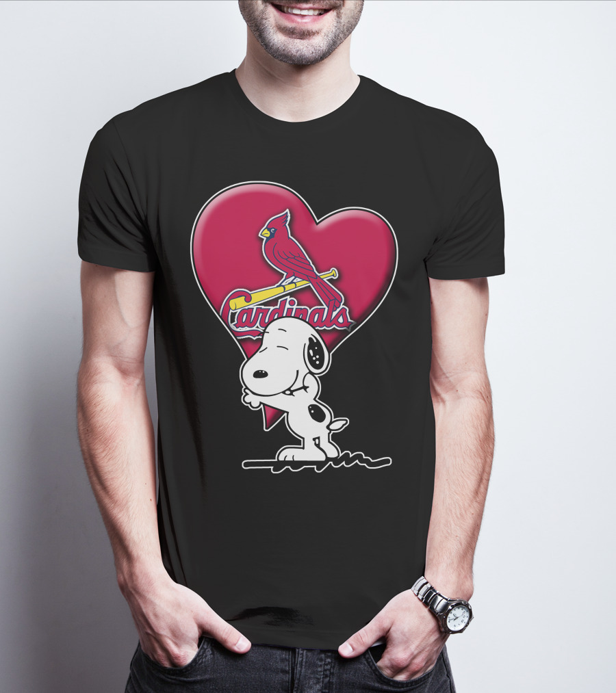Snp V1 St. Louis Cardinals Heart With Snoopy Hugging T-Shirt