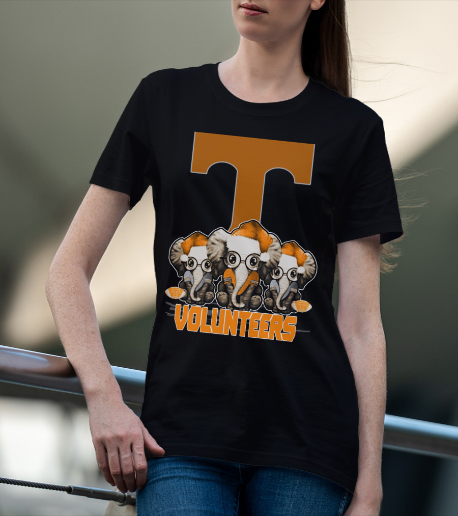 Three Elephants With Santa Hats Tennessee Volunteers T-Shirt