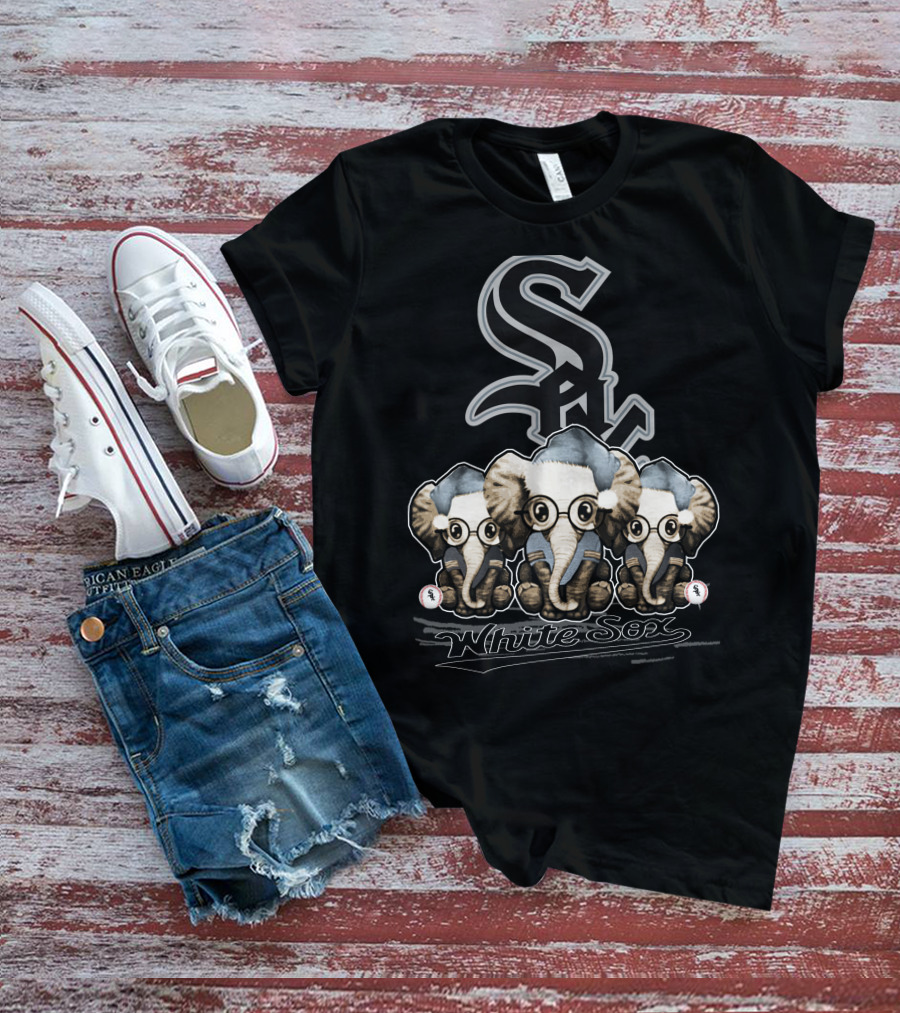 Chicago White Sox Festive Elephant Trio Christmas T-Shirt