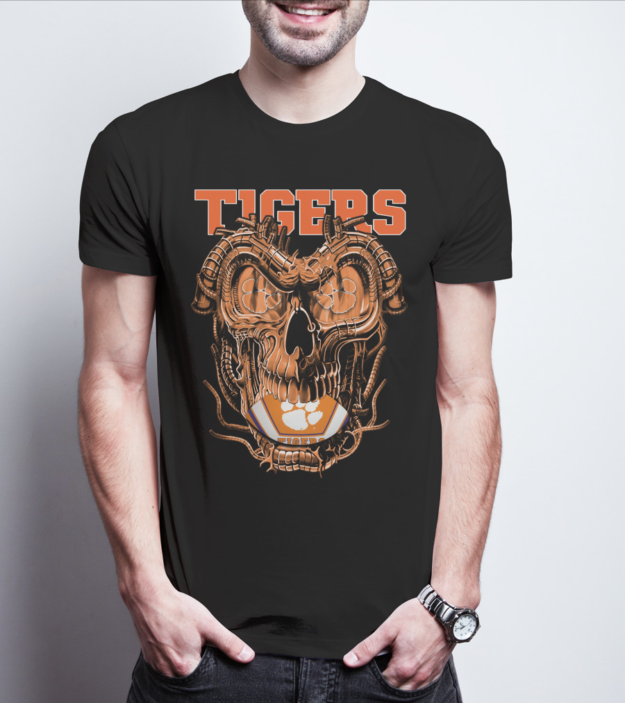 Clemson Tigers Mechanical Dragonskull With Football Elements T-Shirt