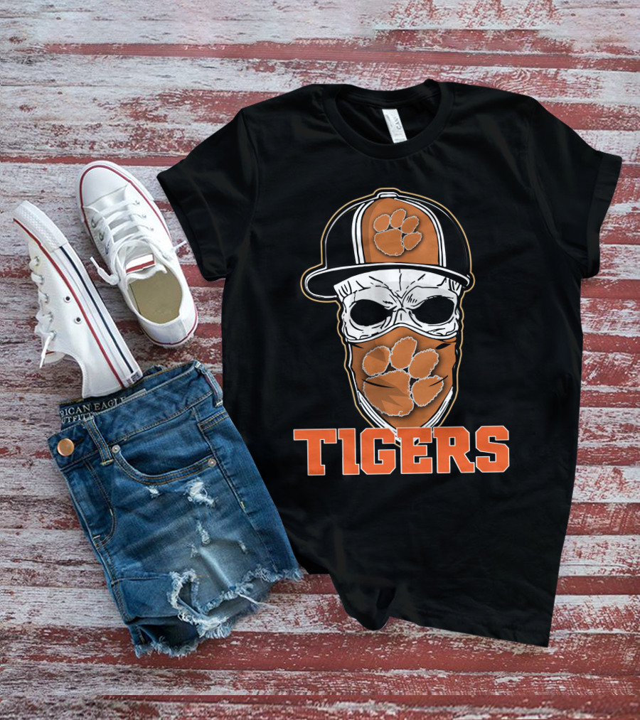 Clemson Tigers Skull Hat Paw Bandana T-Shirt