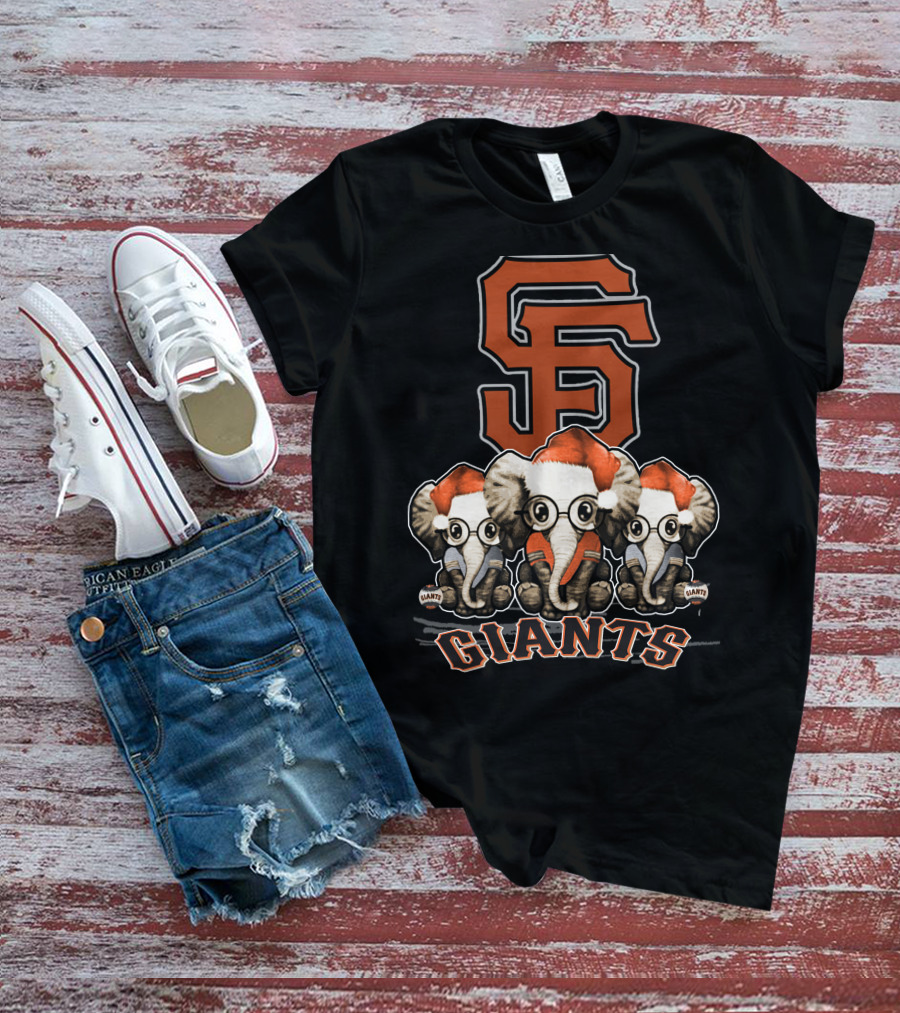 San Francisco Giants Christmas Elephants With Santa Hats T-Shirt