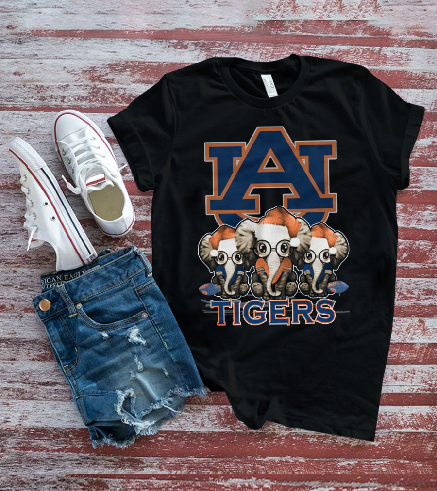 Auburn Tigers Christmas Elephants T-Shirt