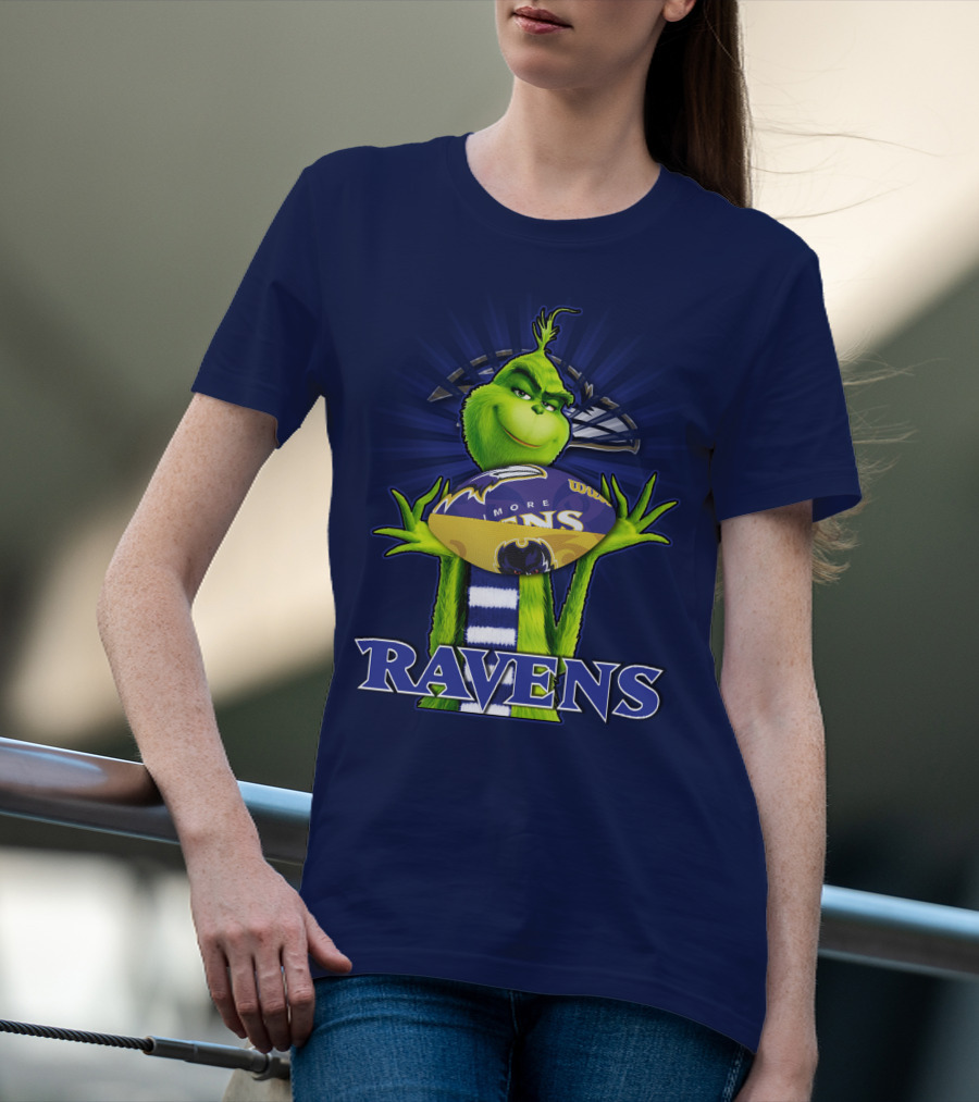 Grinch Holding Baltimore Ravens Football T-Shirt
