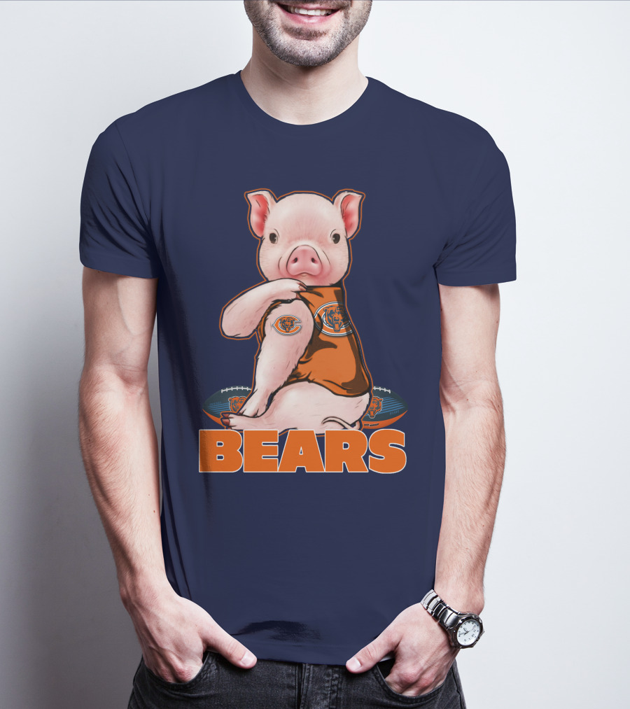 Pig In Chicago Bears Jersey With Football And Logo BEARS T-Shirt