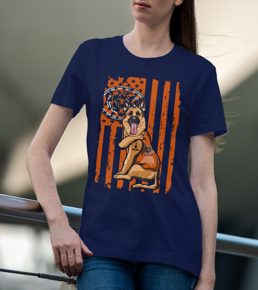 German Shepherd I Mom Chicago Bears American Flag Fan T-Shirt