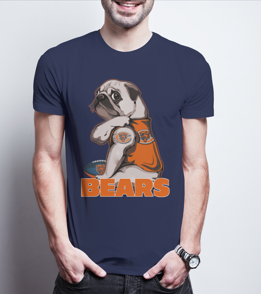 Pug Chicago Bears Football Fan With Team T-Shirt