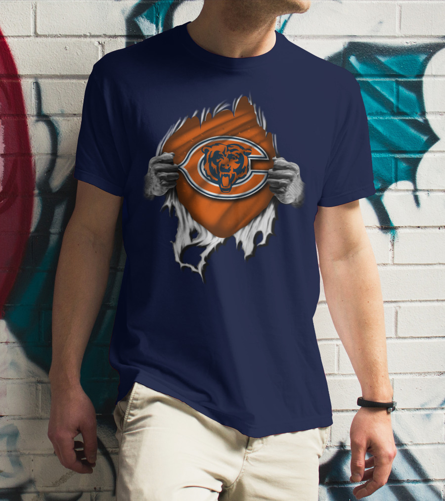 Torn CHICAGO BEARS Logo With Rip Effect Hands T-Shirt