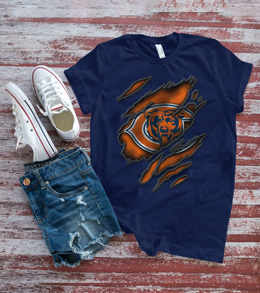 Torn Chicago Bears Logo With Bear Face And Claw Marks T-Shirt