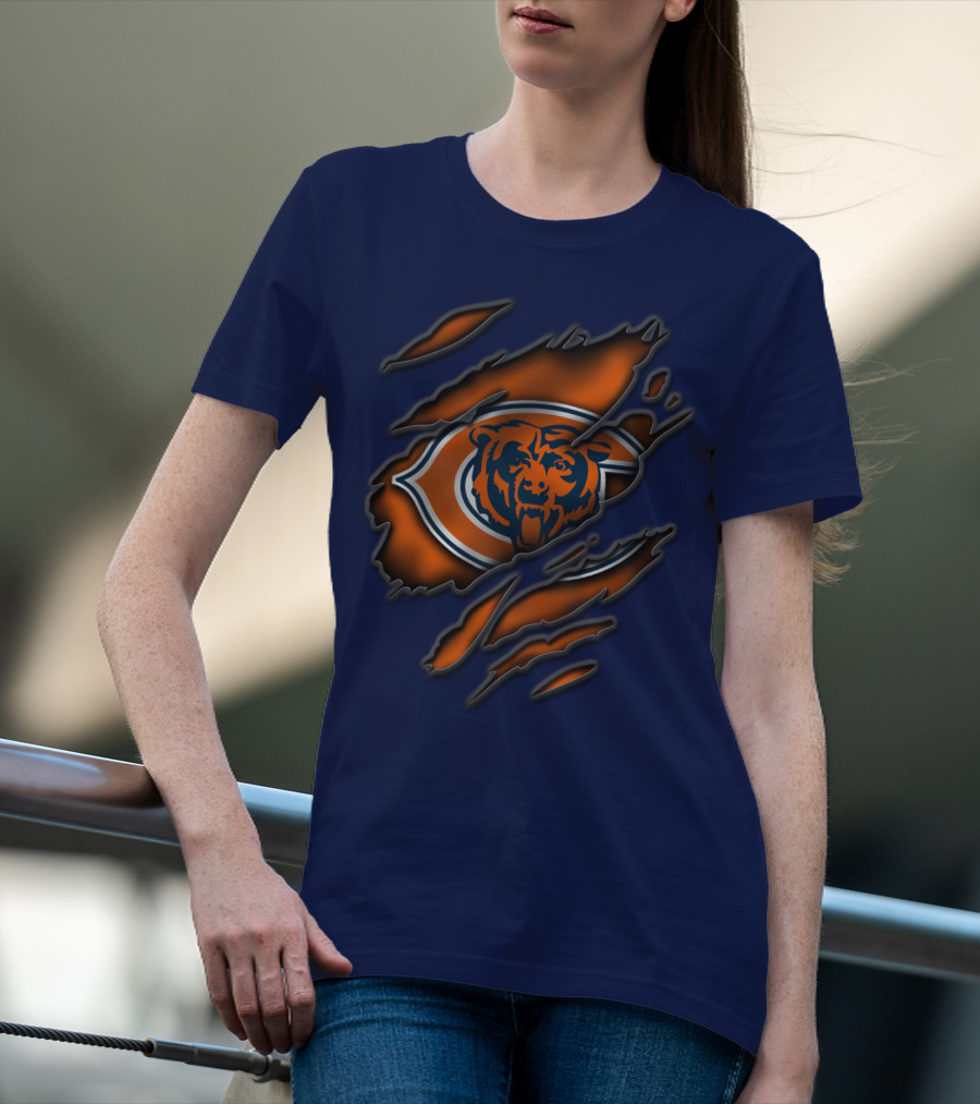 Torn Chicago Bears Logo With Bear Face And Claw Marks T-Shirt