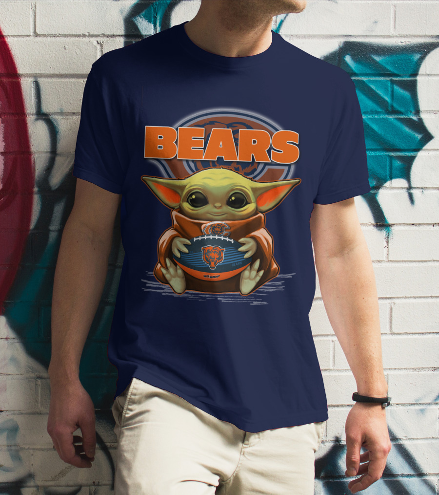 Yoda BEARS Baby Holding Chicago Football T-Shirt