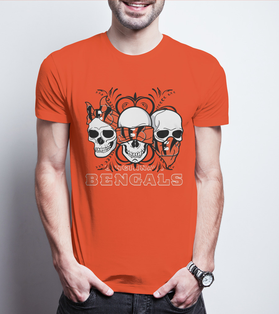 Cincinnati Bengals 3 Skull Motif T-Shirt