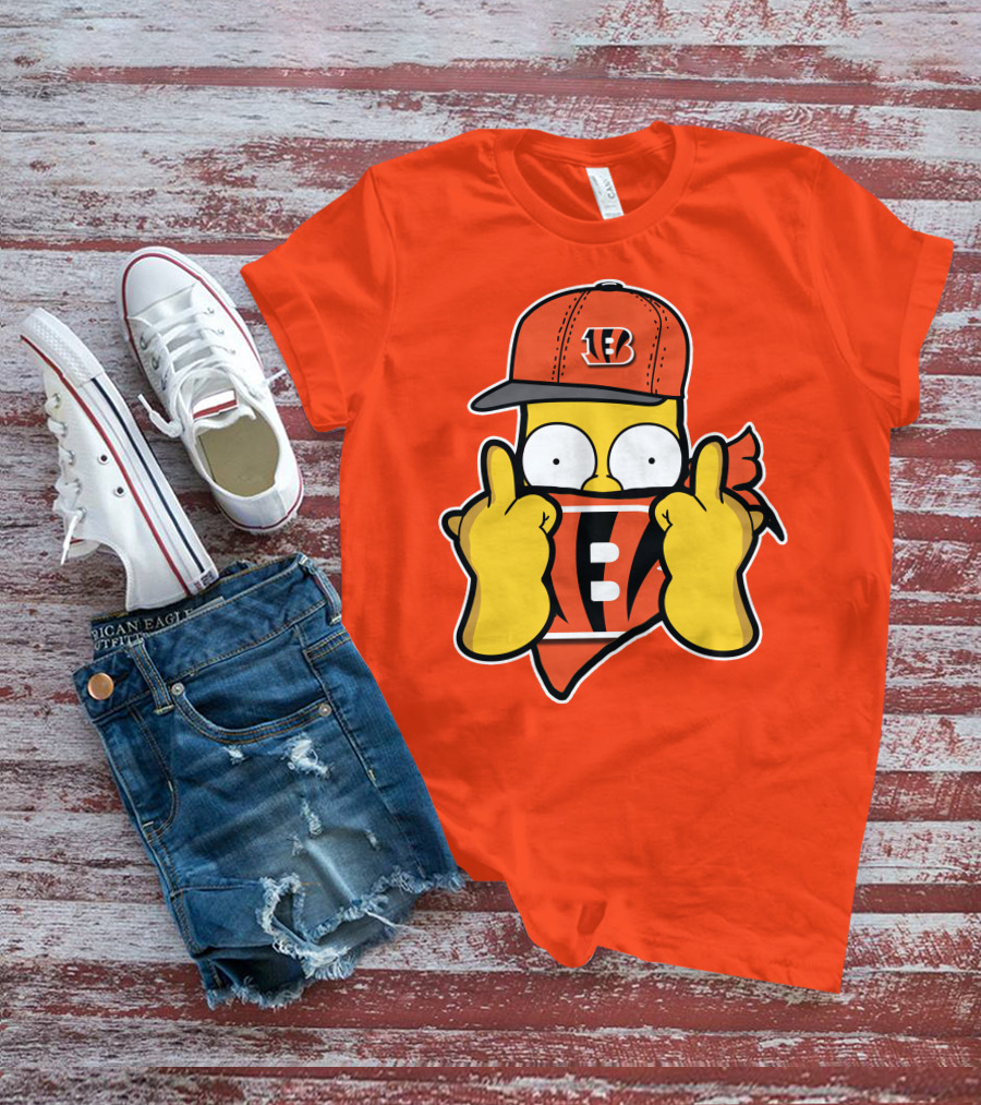 Cincinnati Bengals Fan Cartoon Character With Logo Cap And Scarf T-Shirt