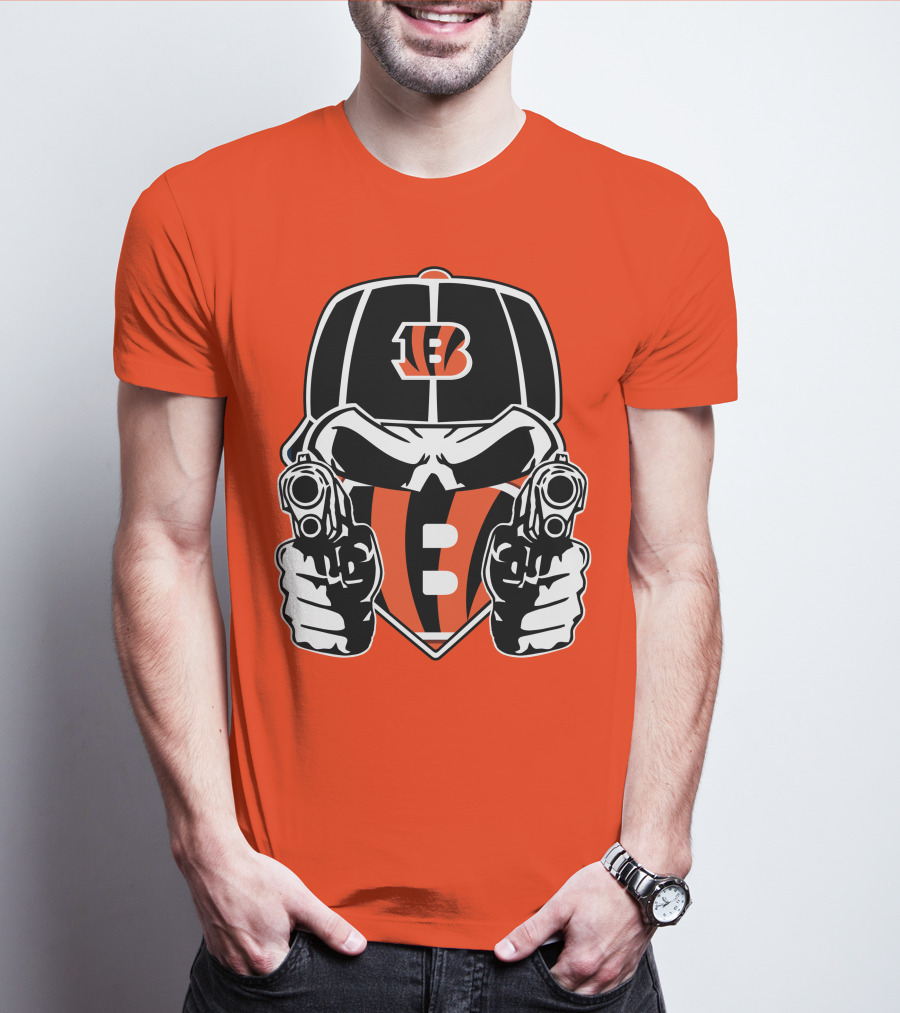 Cincinnati Bengals Armed Skeleton Illustration With Team Helmet T-Shirt