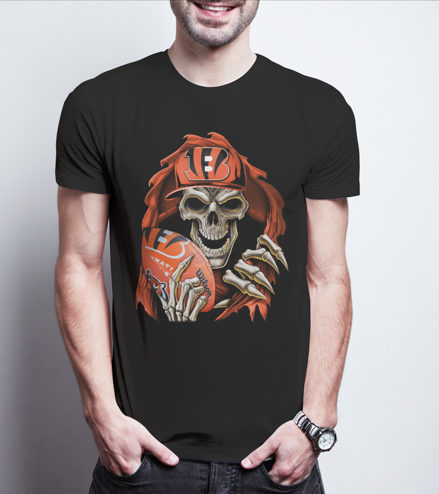 Skullbong Cincinnati Bengals Skeleton Holding Wilson Football With Team Logo In Hat And Cape T-Shirt