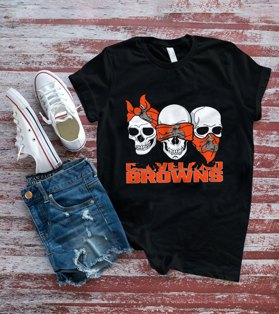 3 Skull CLEVELAND BROWNS Helmet Bandanas T-Shirt