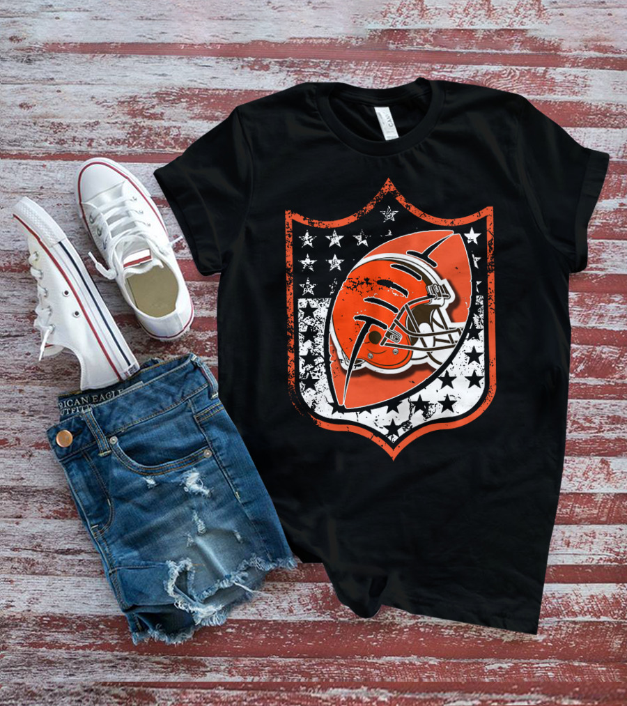 Cleveland Browns Helmet Stars And Stripes T-Shirt