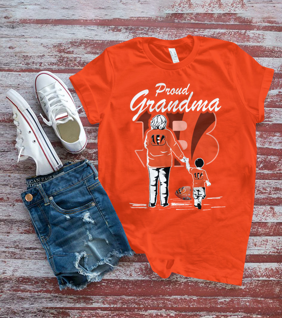 Proud Grandma Cincinnati Bengals Family Spirit Football Fan T-Shirt