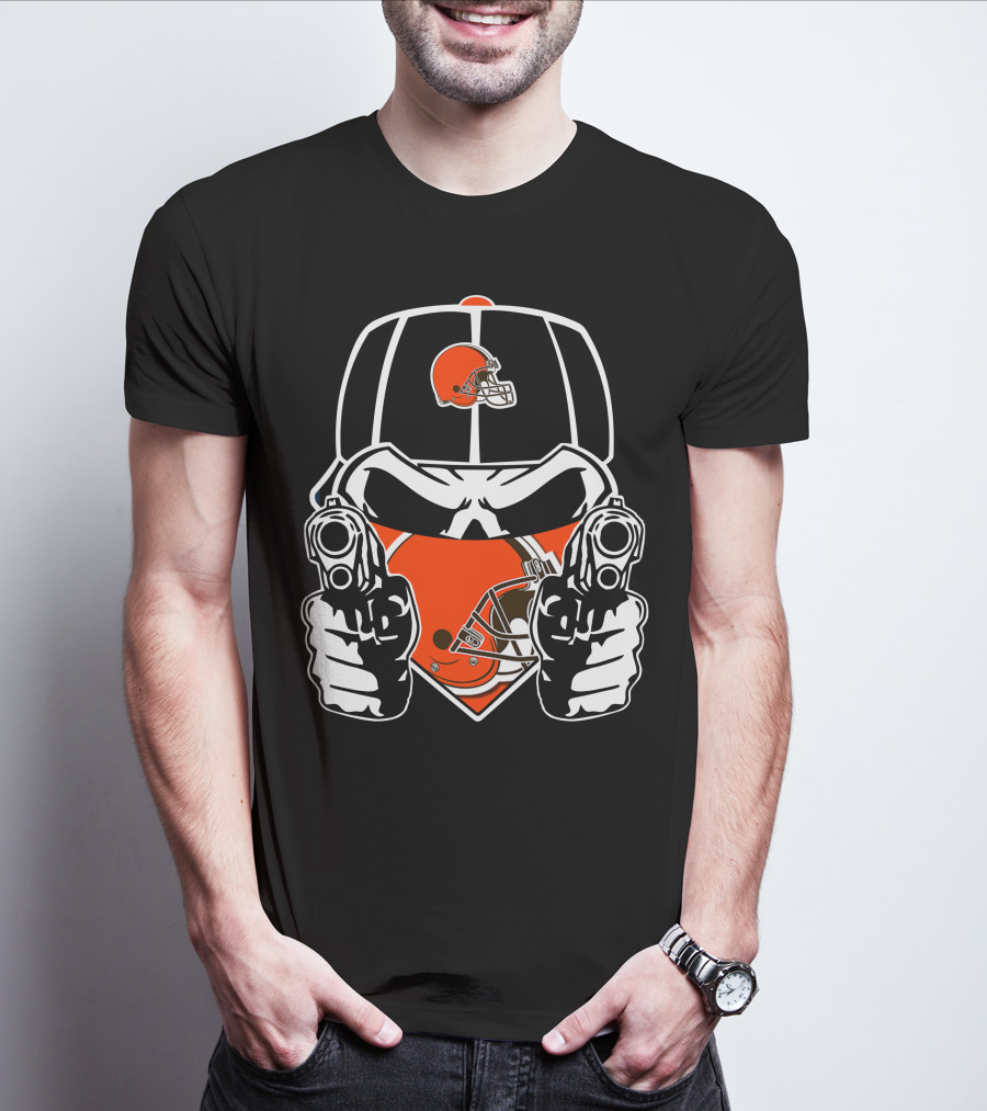 Cleveland Browns Helmet And Dual Pistols T-Shirt