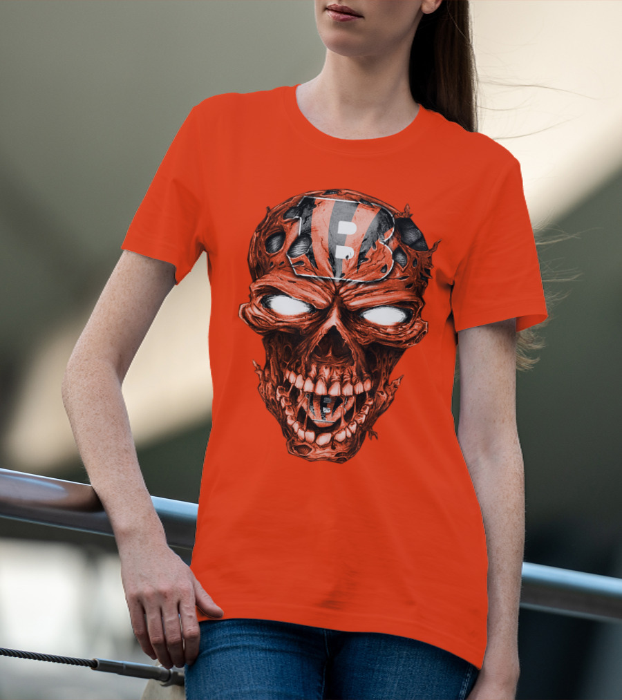 Cincinnati Bengals Skull V2 Creepy Horror Fan Gear T-Shirt