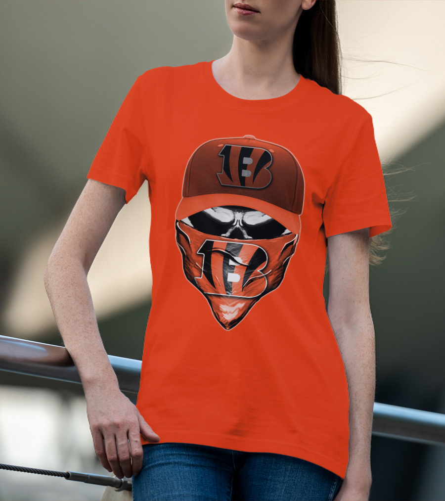Cincinnati Bengals Skull Mask V6 T-Shirt