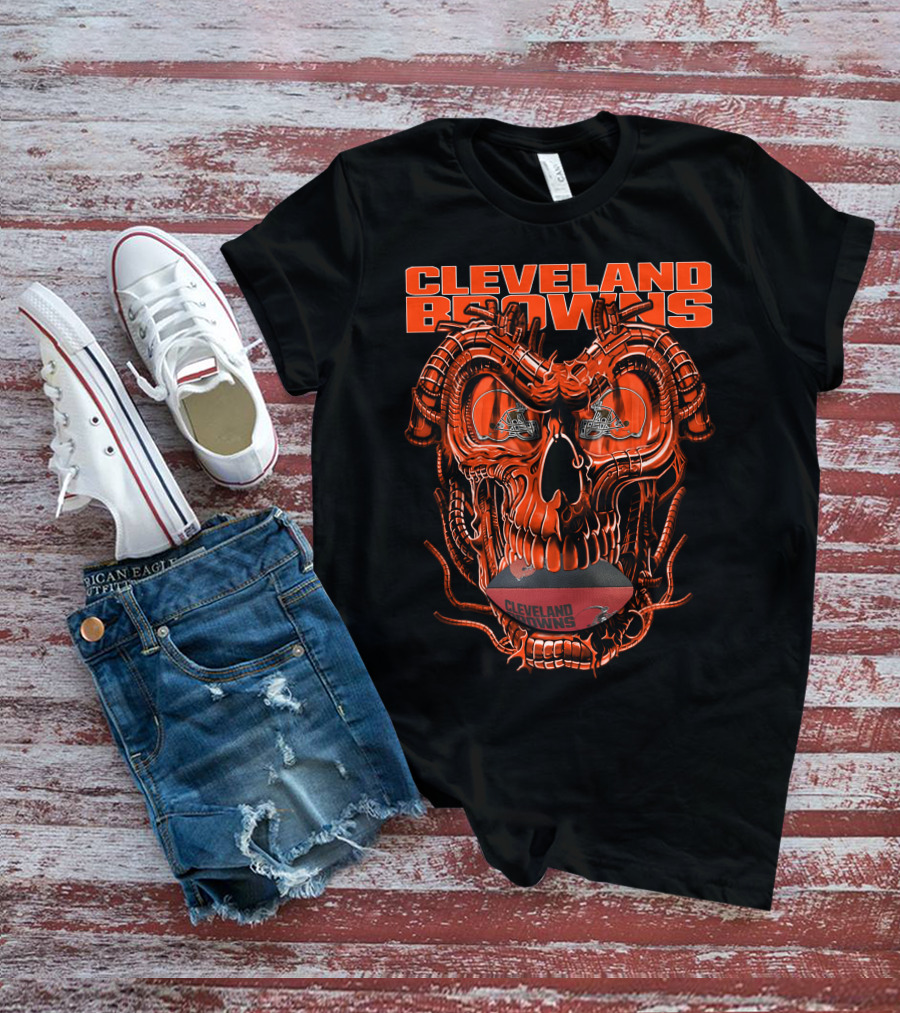 Dragonskull CLEVELAND BROWNS Helmet Skull Football T-Shirt