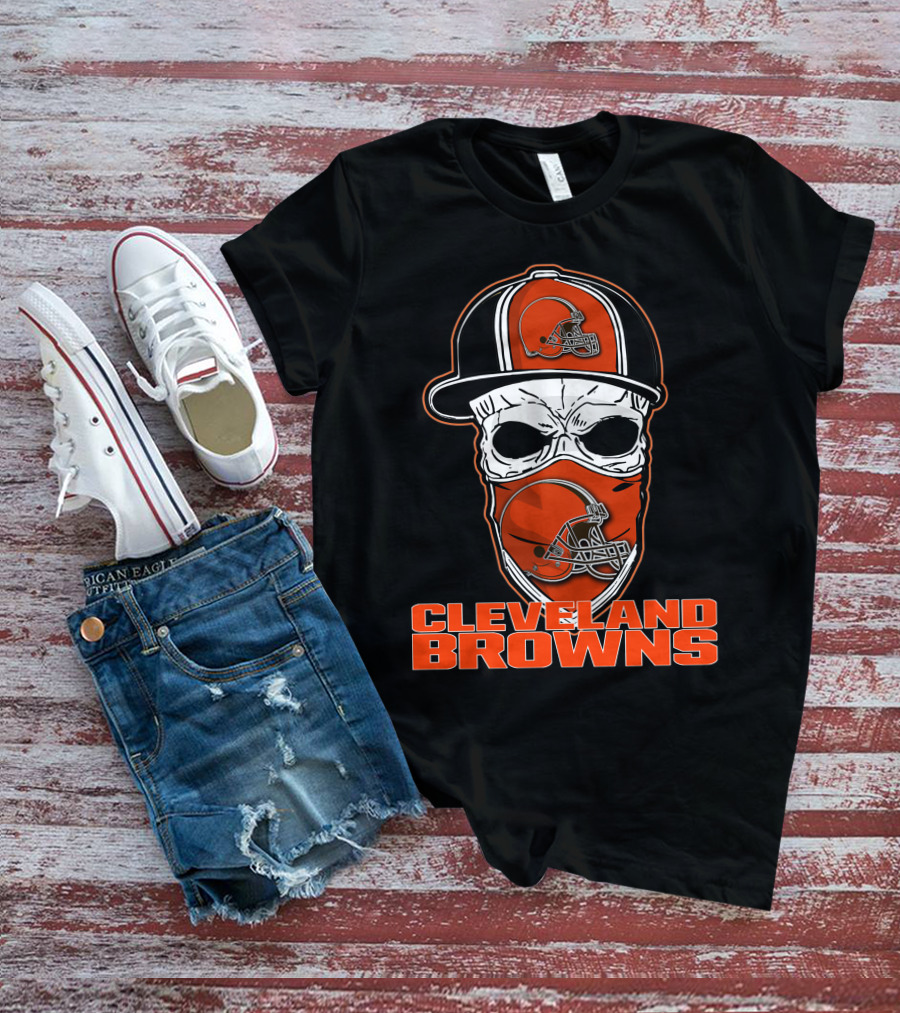 Cleveland Browns Skull With Helmet Hat And Face Mask T-Shirt