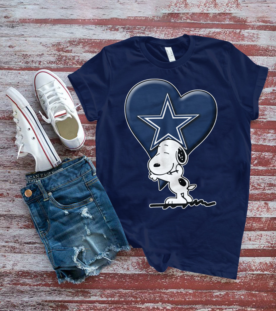 Snoopy Hugging Heart With Dallas Cowboys Star T-Shirt
