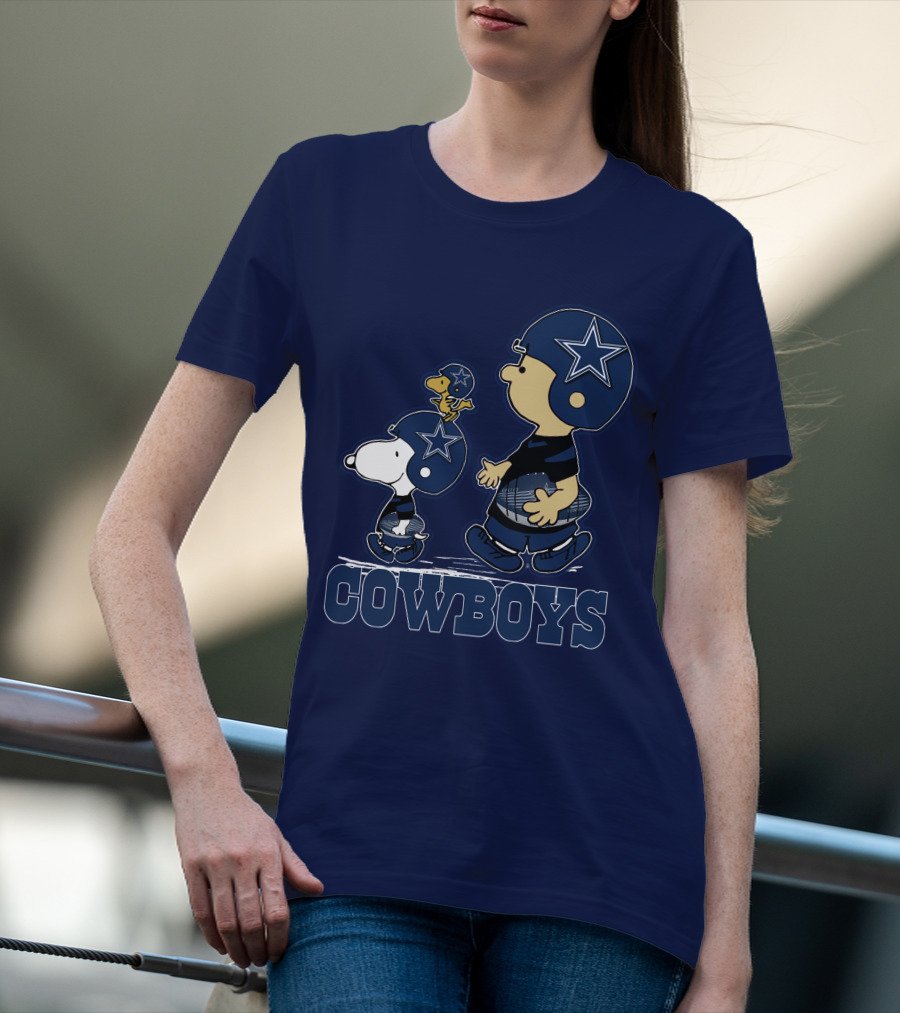 Snoopy Charlie Brown Dallas Cowboys Football Stars T-Shirt