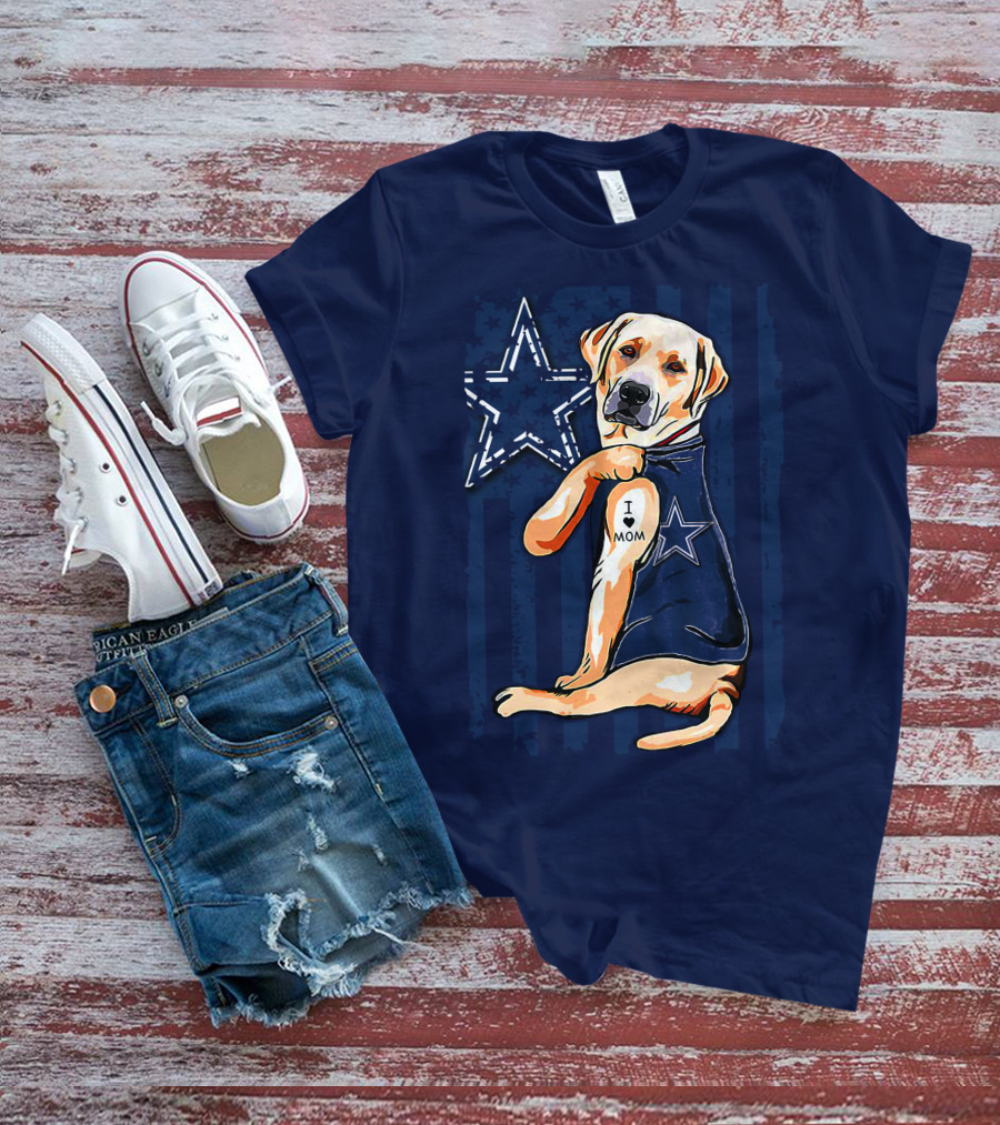 Labrador Retriever Loves Mom Dallas Cowboys Fan T-Shirt