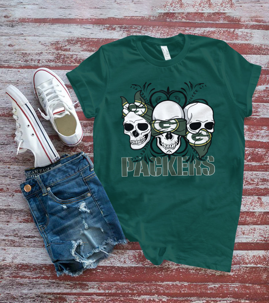 Packers Three Skulls With Green Bay Bandanas T-Shirt