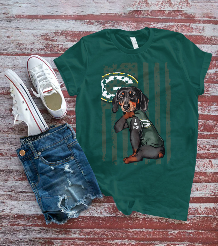 Dachshund Green Bay Packers I Love Mom Fan T-Shirt