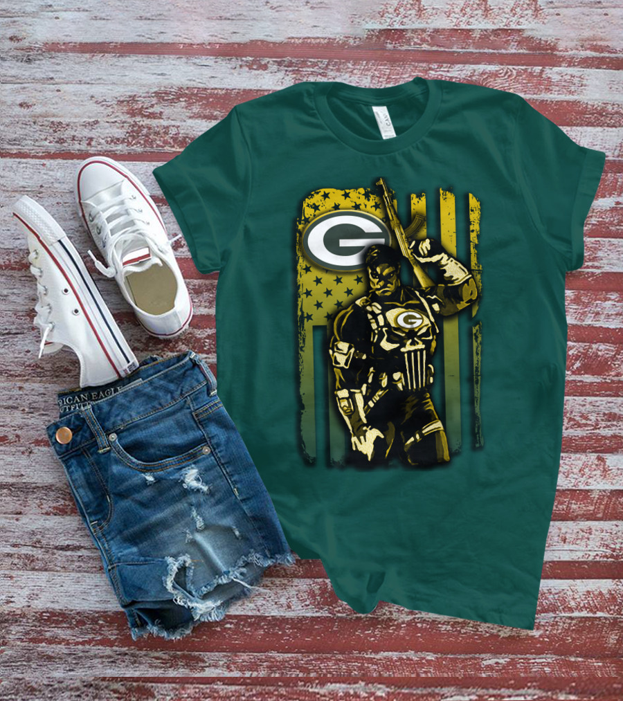 Green Bay Packers Soldier With Rifle And American Flag T-Shirt