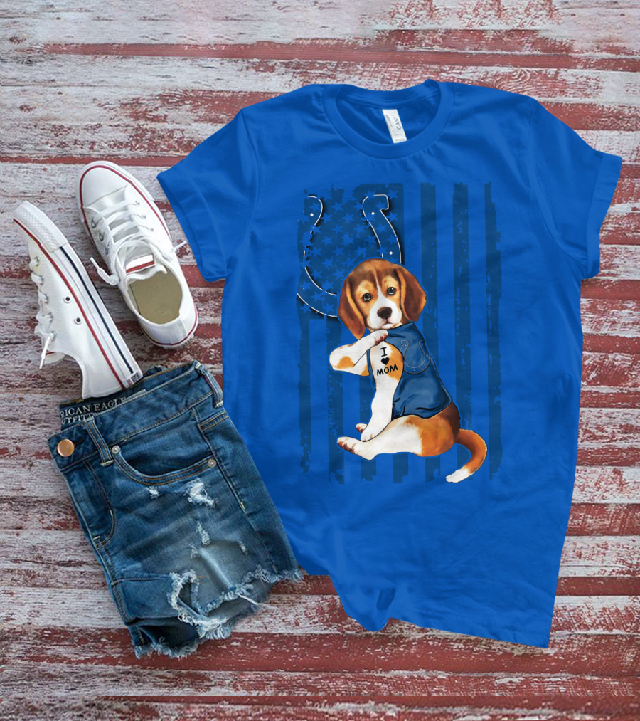Beagle Wearing I Love Mom Indianapolis Colts Shirt With Horseshoe T-Shirt
