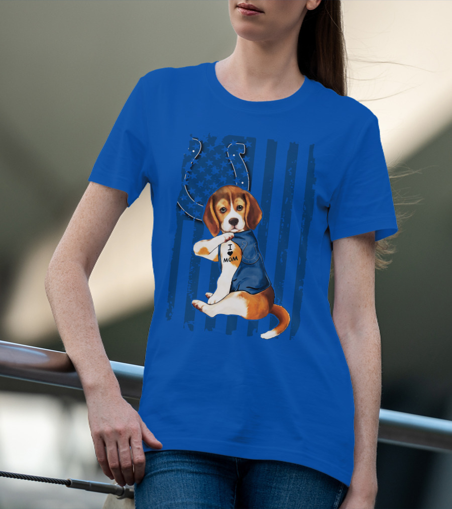 Beagle Wearing I Love Mom Indianapolis Colts Shirt With Horseshoe T-Shirt