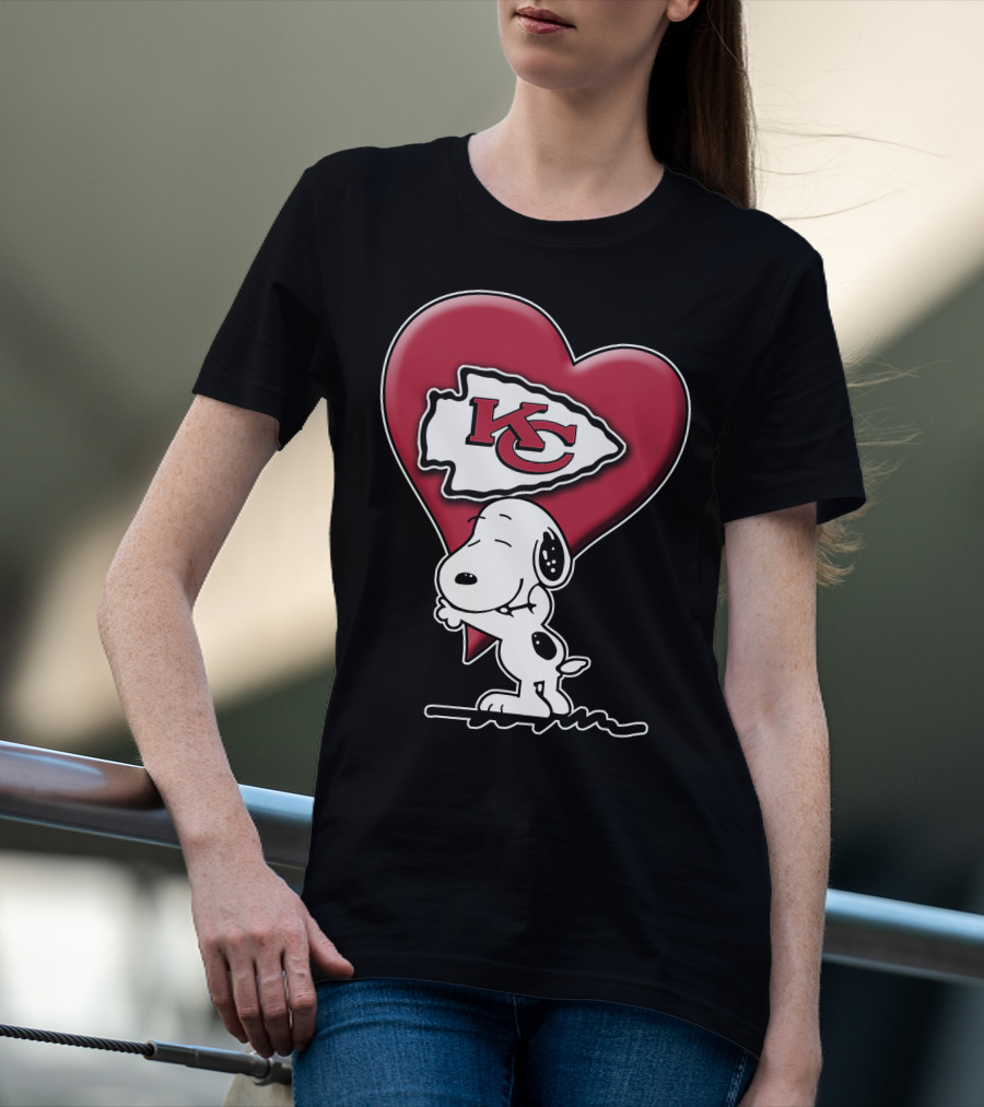 Snoopy Kansas City Chiefs Heart T-Shirt