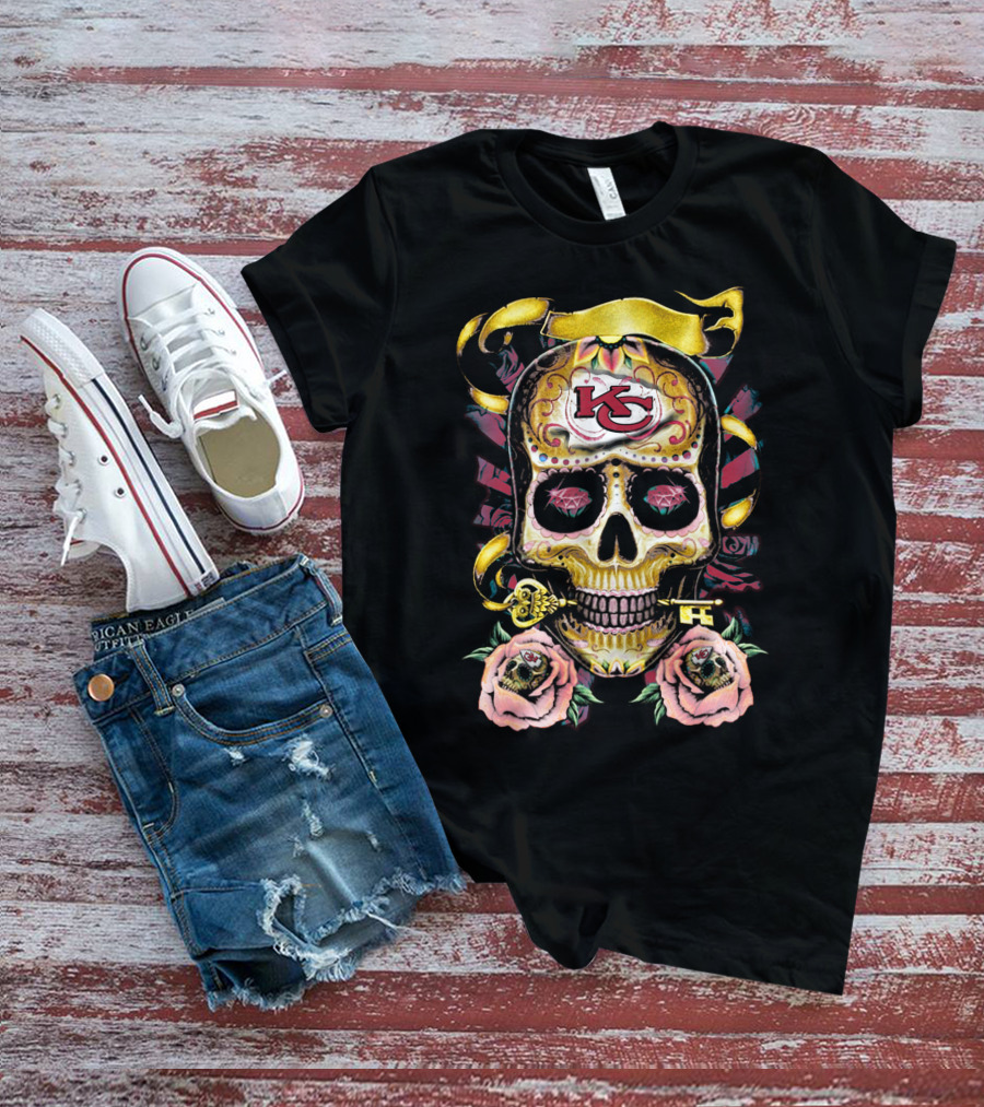 Kansas City Chiefs 79 Skull Key Roses T-Shirt