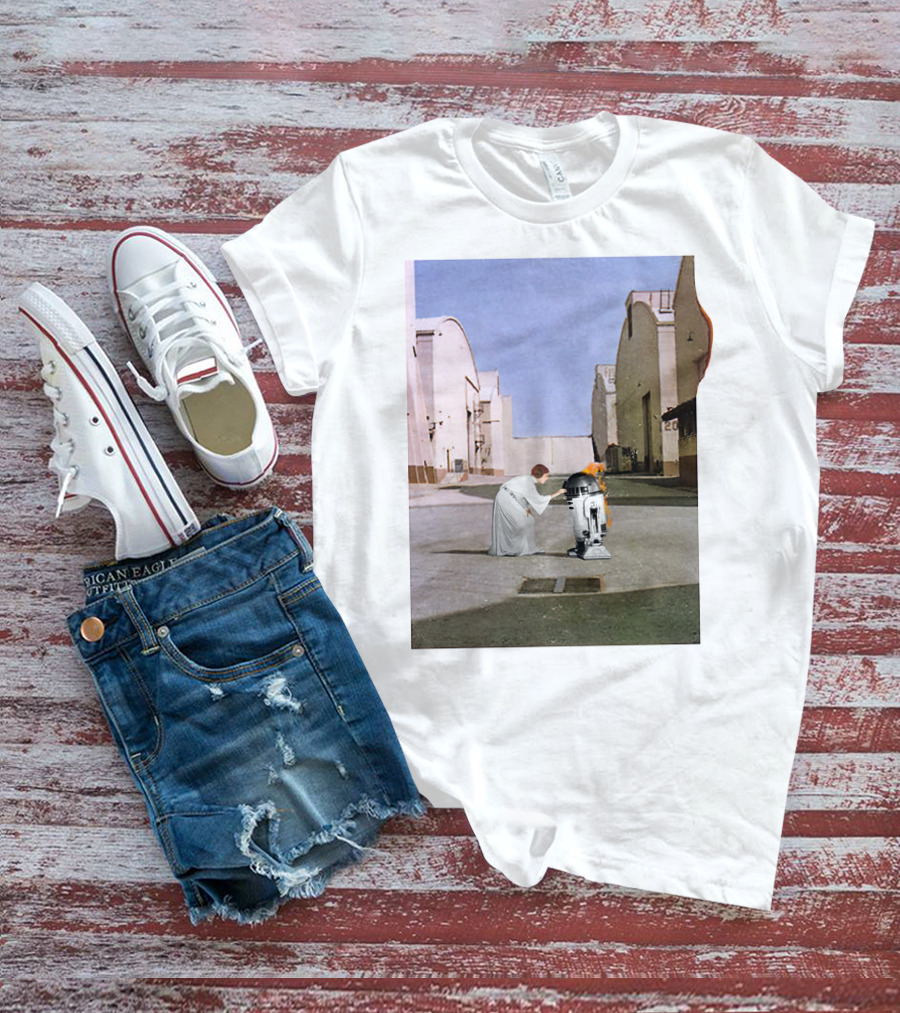 Wish You Were Leia With Princess And Droid In Iconic Courtyard Scene T-Shirt